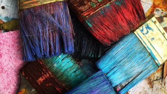 Kies de perfecte verf en kleur voor elke kamer in huis